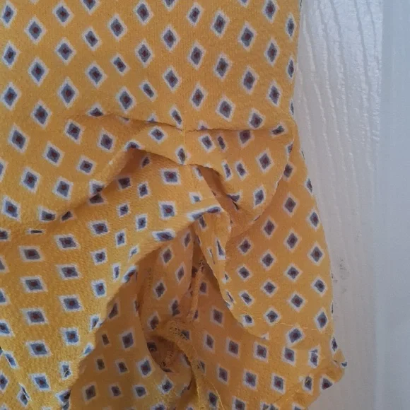 Adrianna Papell Yellow V-Neck Blouse with Relaxed Sleeves - Picture 3 of 4